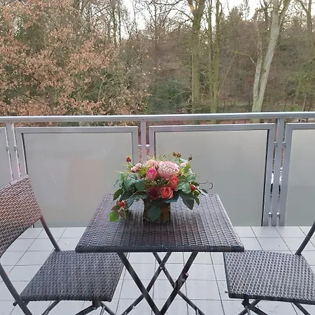 Apartment Mit Blick Auf Das Eversten Holz 42Qm Oldenburg Exterior photo